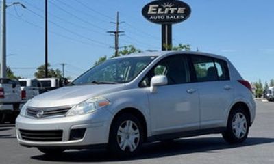 2011 Nissan Versa S