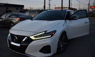 2019 Nissan Maxima S