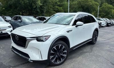 2024 Mazda CX-90 Premium Plus