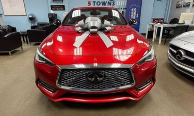 2020 Infiniti Q60 RED Sport 400