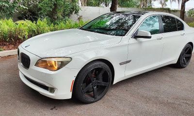 2010 BMW 750i