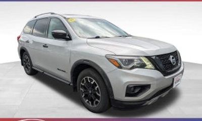 2019 Nissan Pathfinder SV