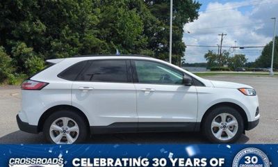 2022 Ford Edge SE