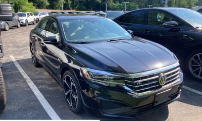 2020 Volkswagen Passat R Line