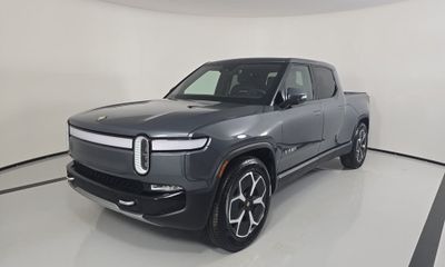2024 Rivian R1T Adventure