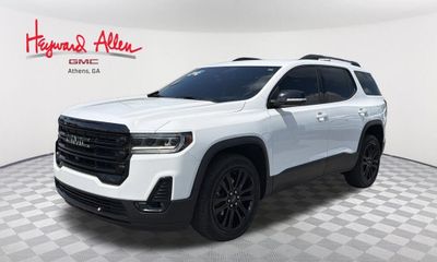 2023 GMC Acadia SLT