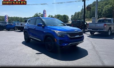 2022 Kia Seltos S Nightfall Edition