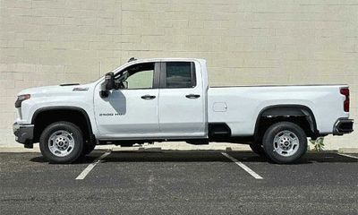 2023 Chevrolet Silverado HD Work Truck