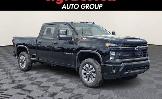 2026 Chevrolet Silverado HD Custom