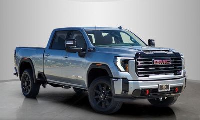 2026 GMC Sierra HD AT4