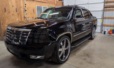 2007 Cadillac Escalade Base