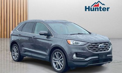 2019 Ford Edge Titanium