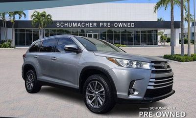 2019 Toyota Highlander SE XLE