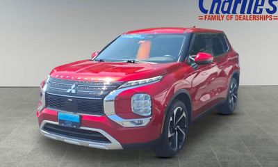 2023 Mitsubishi Outlander SE Black Edition