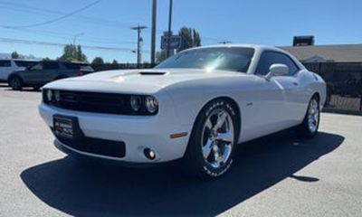 2016 Dodge Challenger SXT Plus