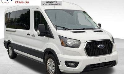 2024 Ford Transit Medium Roof