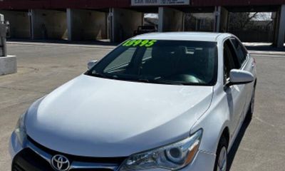 2015 Toyota Camry LE