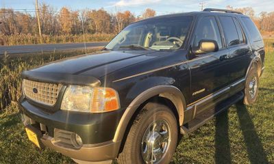 2002 Ford Explorer Eddie Bauer