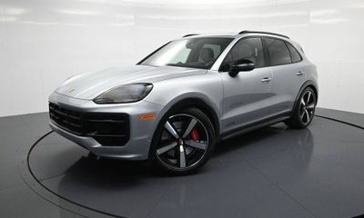 2026 Porsche Cayenne GTS