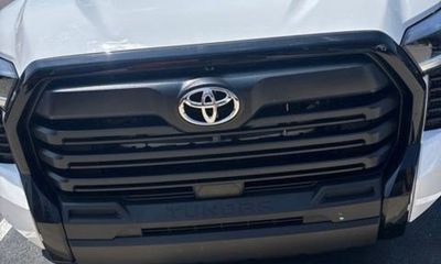2025 Toyota Tundra SR