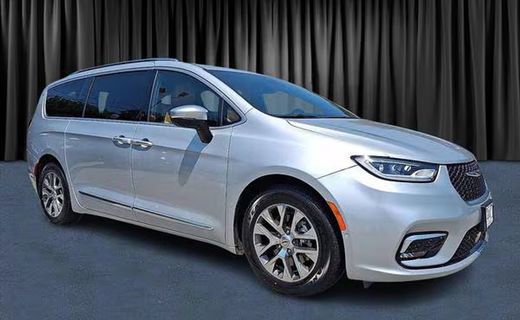 2023 Chrysler Pacifica Pinnacle