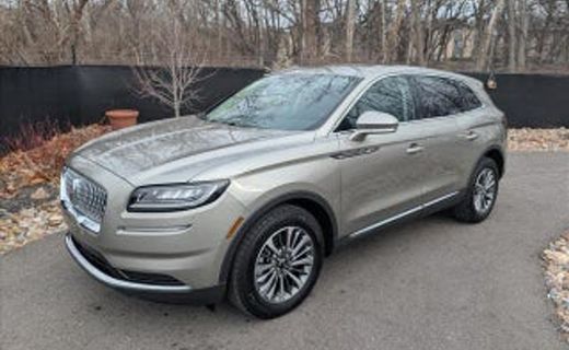2023 Lincoln Nautilus Standard