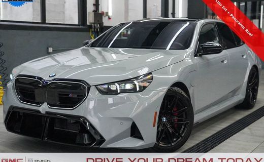 2025 BMW M5