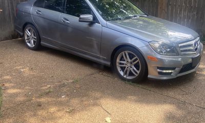 2013 Mercedes-Benz C-Class C300