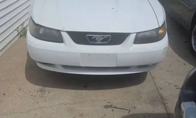 2002 Ford Mustang Base