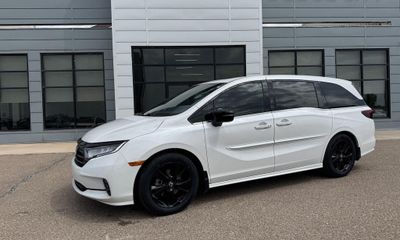 2024 Honda Odyssey Sport