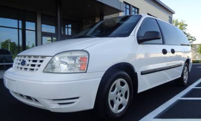 2006 Ford Freestar SE