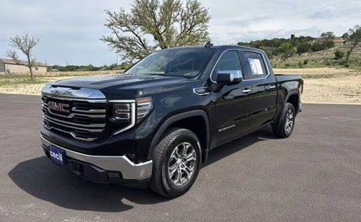 2026 GMC Sierra SLT