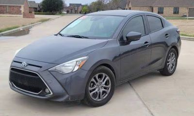 2019 Toyota Yaris L