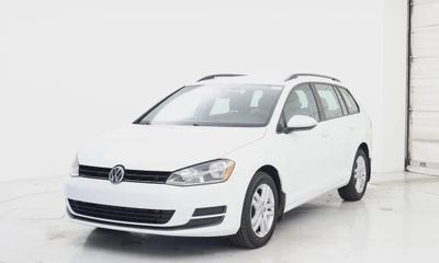 2017 Volkswagen Golf Sportwagen 4Motion