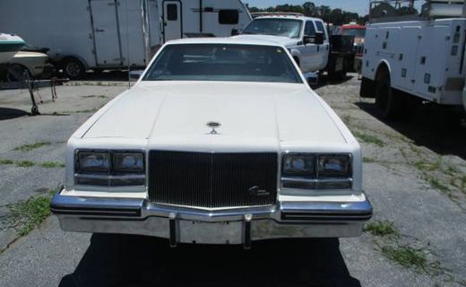 1985 Buick Riviera Luxury
