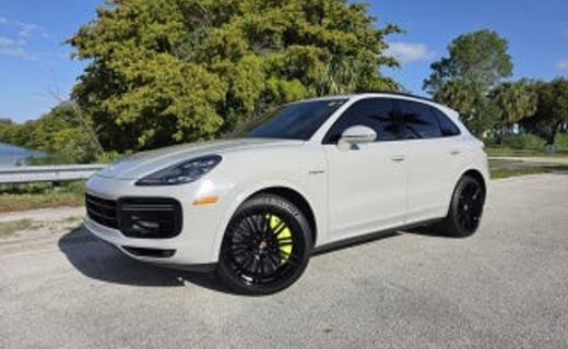 2021 Porsche Cayenne S