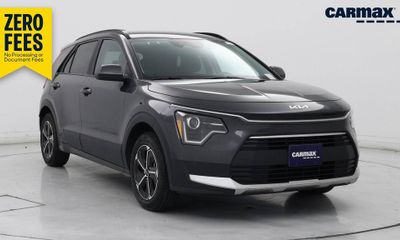 2025 Kia Niro LX