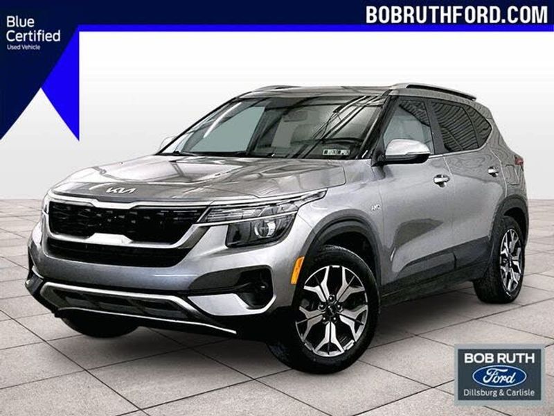 2023 Kia Seltos — a typically priced live listing