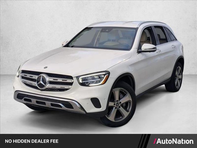 2022 Mercedes-Benz GLC-Class — a typically priced live listing