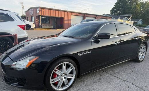 2015 Maserati Quattroporte Essence