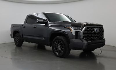 2023 Toyota Tundra Platinum