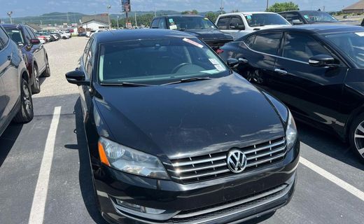 2015 Volkswagen Passat SEL