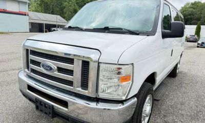 2013 Ford E-350