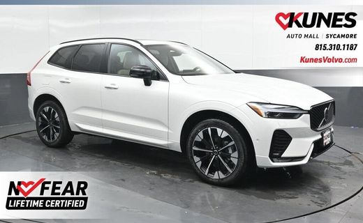 2026 Volvo XC60 Plus Dark