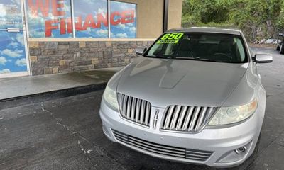 2010 Lincoln MKS 37L