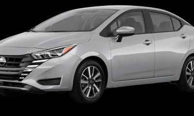 2024 Nissan Versa SV