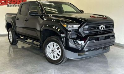 2024 Toyota Tacoma SR
