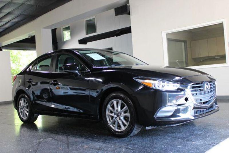 2018 Mazda MAZDA3 — a typically priced live listing
