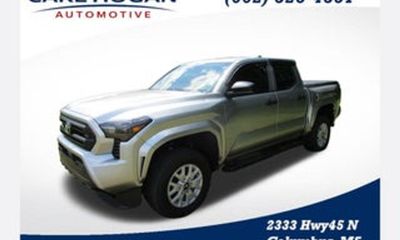 2025 Toyota Tacoma SR