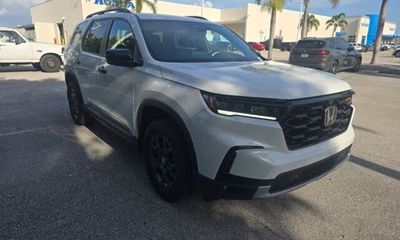 2025 Honda Pilot Trailsport